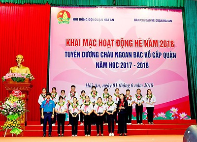 Khai mạc hoạt động hè và tuyên dương Cháu ngoan Bác Hồ cấp quận 